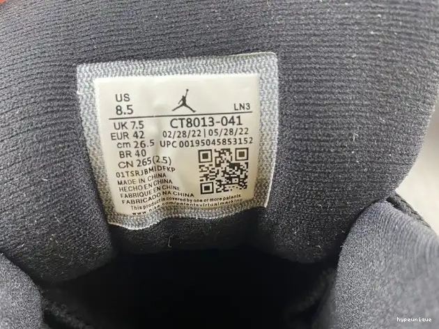 HYPE Air Royal WMNS AO6068-004 12 Hyper Jordan 0428